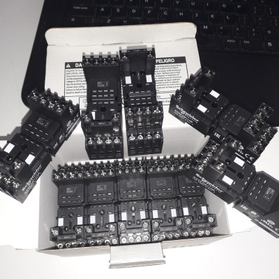 Đế rơ le RXZE2M114M relay 14 chân Schneider | Chính hãng |