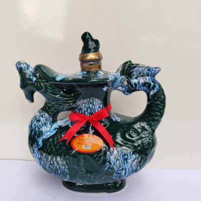 Đặc Sản Bình Định - Rượu Bàu Đá Thành Tâm Thuyền Lớn (Màu xanh rêu) 1,2 lit - OCOP 3 Sao