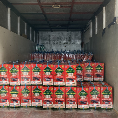 Nước Mắm Cá Thu truyền thống 29 độ đạm,Hộp 4 chai, dung tích 650ml/chai