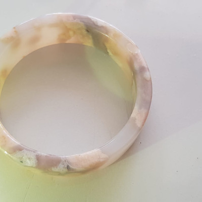 Vòng tay Nữ Mã Não Bản Vuông bông rau câu Ni 50mm x cao 13mm x dầy 5mm Nữ 45kg - 50kg đeo đẹp xinh tay lắm ạ