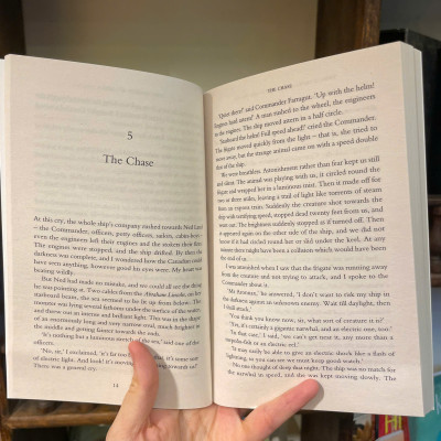 Sách - Twenty Thousand Leagues Under The Sea by Jules Verne/ Tiểu thuyết tiếng Anh/ Fiction