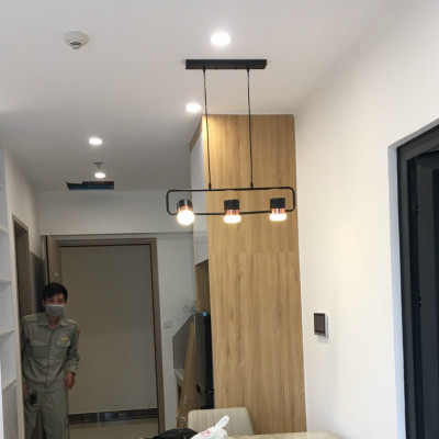 Đèn thả PESHO 3 bóng hiện đại trang trí nội thất cao cấp, sang trọng.