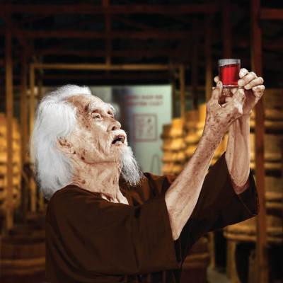 Đặc Sản Phan Thiết - Thùng 6 Chai Nước Mắm Nhỉ Cá Cơm Vàng Ruột Đỏ Làng Chài Xưa 525Ml/Chai Cá Ngon Vùng Nước Trồi 300 Năm Truyền Thống