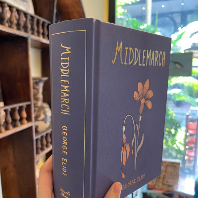 Sách - Middlemarch by George Eliot - Classics/Fiction book in English - Sách Ngoại Văn Bìa Cứng