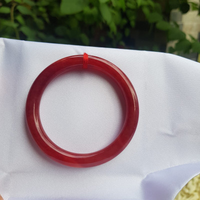 Vòng Cẩm Thạch Đỏ đẹp I Size 49mm Vòng tay đỏ đỏ đậm đẹp đeo lên may mắn chuẩn hợp Nữ mệnh Hỏa mệnh Thổ ạ Nữ cân  nặng 45kg -> 51kg đeo vừa tay đẹp xinh tay ạ