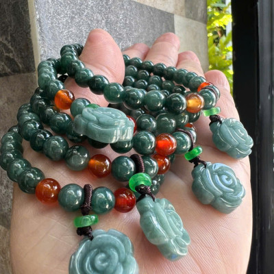 Vòng Tay Chuỗi Nữ Đá Cẩm Thạch Xanh Lam Đậm Tự Nhiên Mix Bông Hồng rất là xinh đẹp size hạt 7mm các chị em nữ mệnh thủy mệnh mộc mệnh và hỏa đeo chuẩn hợp món quà tặng phụ nữ quà sinh nhật đẹp ý nghĩa rẻ đẹp ạ