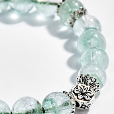 Vòng tay thạch anh ưu linh xanh phối charm bạc (8mm) Ngọc Quý Gemstones