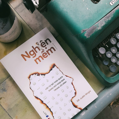 Sách - Nghiện mềm