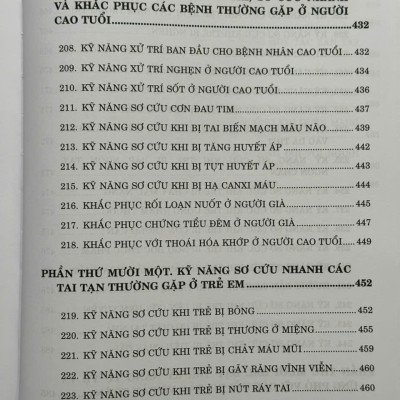 Sách Kỹ Năng An Toàn và Sơ Cấp Cứu Ban Đầu Trong Cuộc Sống Hàng Ngày (V2620A)