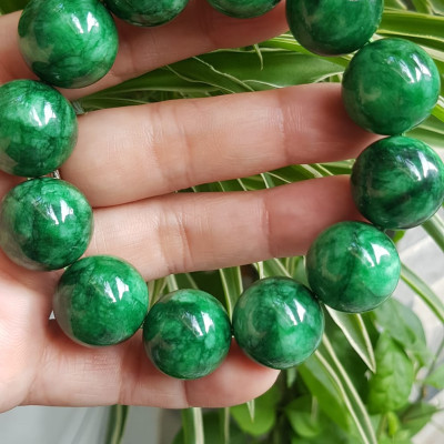 ️Vòng Tay Nam Đá Cẩm Thạch Xanh lá Size lớn hạt 18mm bóng đẹp hợp Các Anh Mệnh Mộc mệnh Hỏa đeo là một món trang sức tuyệt vời cho các quý ông ạ