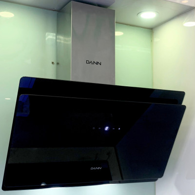 Máy hút mùi kính vát Dann DS700 Titanium - Hàng chính hãng