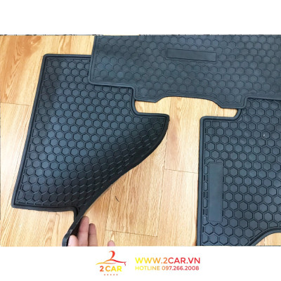 Thảm lót sàn xe Toyota Innova 2016 - 2022 cao su đúc dày theo xe