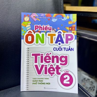 Sách: Combo Tuyển Chọn Những Bài Văn Miêu Tả 2 + Phiếu Ôn Tập Cuối Tuần Tiếng Việt Lớp 2