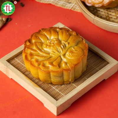 Bộ hộp Bánh trung thu 4 bánh 2 trứng 220g Trường Phúc - Thành Long - 880g - tặng 1 hộp trà - VIỆT NAM