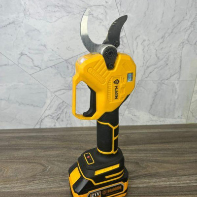 MÁY CẮT CÀNH TO HK-PRBL4040L HUKAN  ( 2PIN + 1 SẠC ) - HÀNG CHÍNH HÃNG