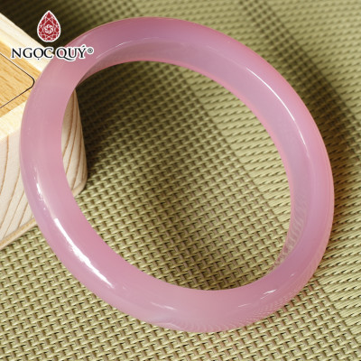 Vòng tay chalcedony hồng bản hẹ (bản 10 - 11mm) - Ngọc Quý Gemstones