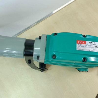 MÁY ĐỤC BÊ TÔNG 30MM 1240W DCA AZG15 - HÀNG CHÍNH HÃNG