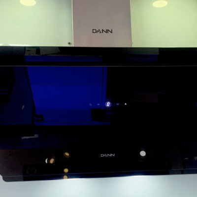 Máy hút mùi kính vát Dann DS700 Titanium - Hàng chính hãng