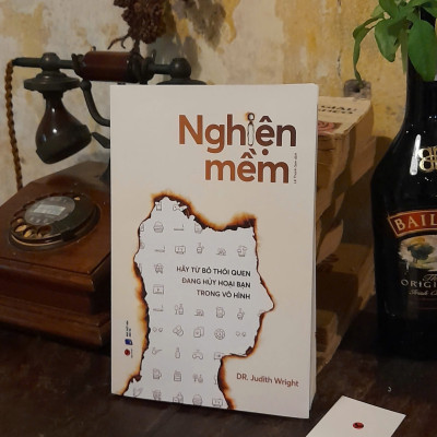 Sách - Nghiện mềm