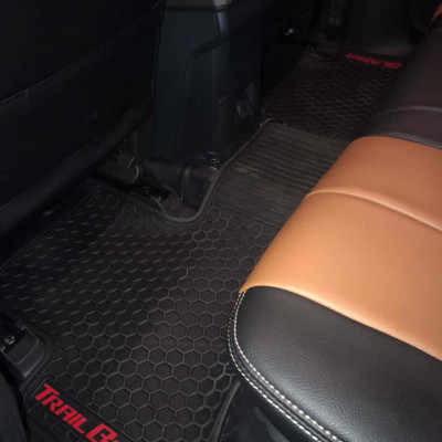 Thảm sàn, lót sàn cao su không mùi Cao cấp dành cho xe Chevrolet Trailblazer