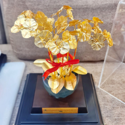 Chậu Hoa Lan 6 Nhánh Dát Vàng 24k MT Gold Art(30x23x17cm)- Hàng Chính Hãng- Quà tặng cao cấp, ý nghĩa tặng sếp, khách hàng, đối tác nhân dịp sinh nhật, khai trương, tân gia, kỷ niệm thành lập