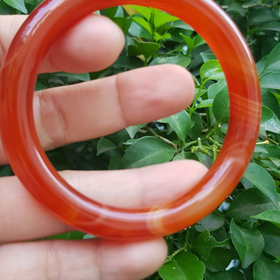 Vòng tay nữ đá mã não đỏ vân đẹp mới Vòng Ni 54mm x cọng 8,5mm Nữ mệnh hỏa mệnh thổ 52kg - 60kg đeo ạ