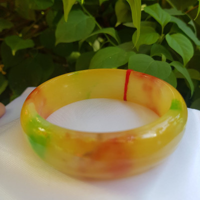 Vòng Đá Cẩm Thạch Bản Hẹ Vàng Anh Đỏ Xanh 62 bóng đẹp  Size vòng 62mm x Cao 19mm x Dầy 8mm  Nam mệnh Kim mệnh Thổ 69kg - 80kg đeo ạ