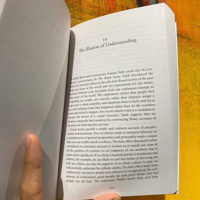 Sách - Thinking, Fast and Slow by Daniel Kahneman | Psychology / Self Help Nonfiction in English