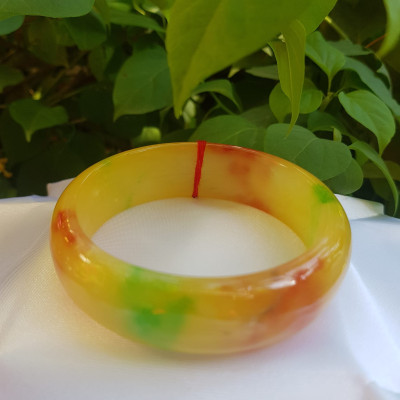 Vòng Đá Cẩm Thạch Bản Hẹ Vàng Anh Đỏ Xanh 62 bóng đẹp  Size vòng 62mm x Cao 19mm x Dầy 8mm  Nam mệnh Kim mệnh Thổ 69kg - 80kg đeo ạ