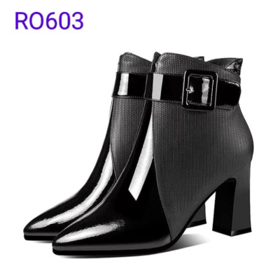 Giày boot bốt nữ cổ thấp 8 phân hàng hiệu rosata màu đen cao cấp ro603