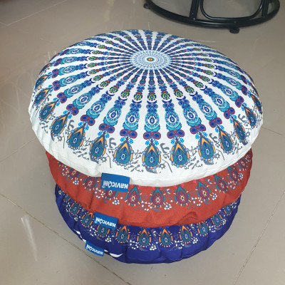 Gối trang trí họa tiết 