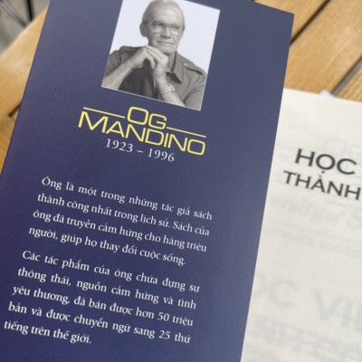 HỌC VIỆN THÀNH CÔNG – Bí mật từ 50 bậc thầy thế giới – Og Mandino – First News – NXB Dân Trí (bìa mềm)