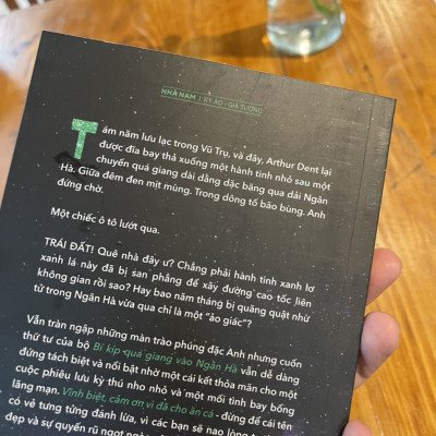 VĨNH BIỆT, CẢM ƠN VÌ ĐÃ CHO ĂN CÁ – Douglas Adams – Lê Minh Đức dịch - Nhã Nam – bìa mềm