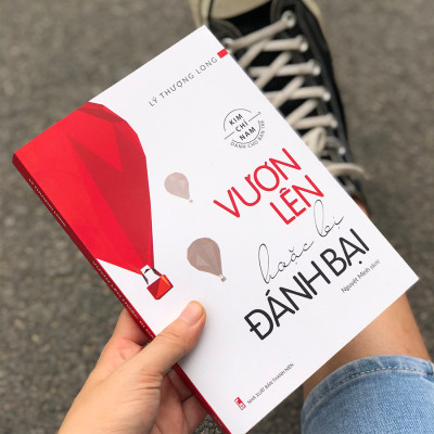 Bookset Sách: Vươn Lên Để Tiến Đến Thành Công ( Đang Mơ + Vấp Ngã + Đánh Bại + Không Phải Thiếu May Mắn )