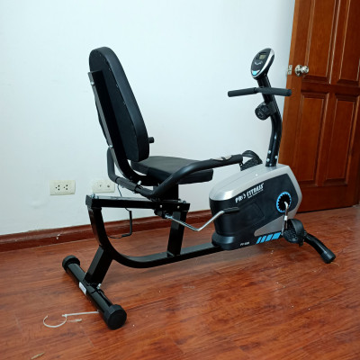 Xe đạp tập thể dục có tựa lưng Pro 56R