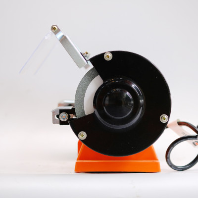 Máy Mài Bàn 2 Đá 200W Benyu BY8605