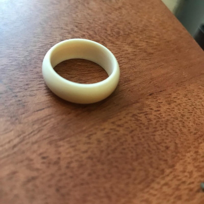 NHẪN TRÒN TRƠN TRẮNG NAM ĐEO Size vòng Ngoài 23mm LÕI VÒNG TRONG ĐEO hơn 185mm Cao 7mm Dầy 25mm