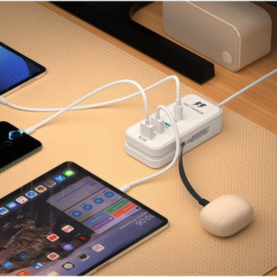 Ổ Cắm Điện Đa Năng 66W 4 Cổng Sạc Với 2 Cổng Usb Và 2 Cổng Type-C Pd