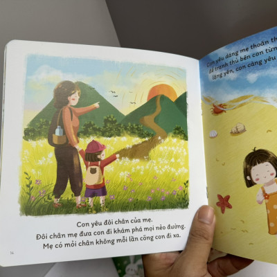 Combo 2 cuốn In màu toàn bộ - TỦ SÁCH TÌNH CẢM GIA ĐÌNH - CẢ NHÀ BÊN NHAU – CON YÊU MẸ VÔ CÙNG - Phượng Nguyễn , Trang Navi – Nhã Nam