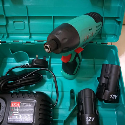 Máy khoan vặn vít dùng pin DCA ADPL02-8  12V (Kèm bút thử điện Kendo 20242) - Hàng chính hãng