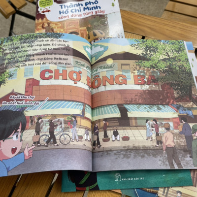 (Combo 6 cuốn, minh họa in màu) ĐẾN THĂM THÀNH PHỐ CỦA EM - CẦN THƠ BỒNG BỀNH SÔNG NƯỚC - THÀNH PHỐ HỒ CHÍ MINH SỐNG ĐỘNG TỪNG GIÂY - SAPA MÙ SƯƠNG - LÝ SƠN KỲ VĨ - HUẾ MIỀN ĐẸP MIỀN THƠ - BẮC NINH NGỌT NGÀO QUAN HỌ - Võ Mai Chi – Nxb Trẻ - bìa mềm