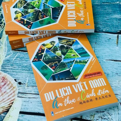 Sách - Combo: Luyện thi HSK cấp tốc tập 3 (tương đương HSK 5+6 kèm CD) + Du lịch Việt Nam ẩm thực và cảnh điểm có phiên âm có mp3 nghe +DVD tài liệu