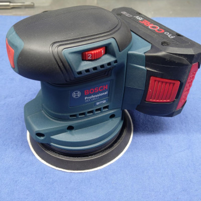 THÂN MÁY CHÀ LỆCH TÂM DÙNG PIN 18V BOSCH GEX 185-LI (SOLO) - HÀNG CHÍNH HÃNG