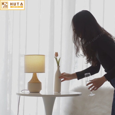 Đèn Ngủ Để Bàn Gốm Sứ Cao Cấp HUTA S14 Vân Màu Gỗ Độc Đáo Sang Trọng, Decor Trang Trí Phòng Ngủ, Khách Sạn, Đọc Sách Đầu Giường, Điều Chỉnh Độ Sáng, Ánh Sáng Vàng