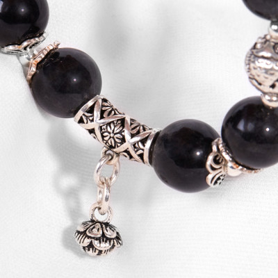 Vòng Tay Thạch Anh Tóc Đen Phối Charm Hoa Sen Treo Ngọc Quý Gemstones
