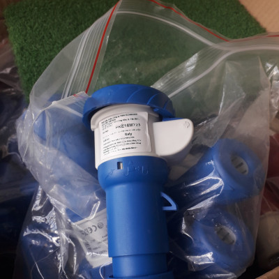 | Chính hãng | Ổ cắm công nghiệp PKF16M723 Schneider di động