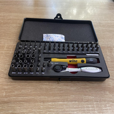 Bộ tua vít 65 chi tiết ESD Wiha 39971