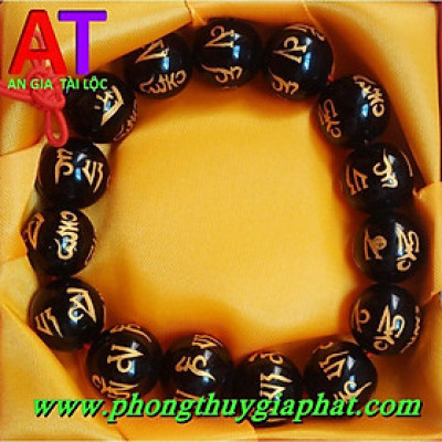 Vòng đeo tay đá đen huyền thạch chạm chú