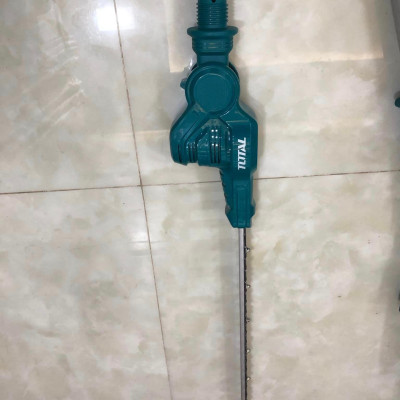 BỘ COMBO MÁY CƯA CÀNH VÀ MÁY CẮT HÀNG RÀO 2 DÙNG PIN LITHIUM 20V (1 pin 2.0AH +sạc ) TOTAL TPTS201681 - HÀNG CHÍNH HÃNG