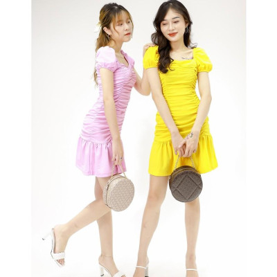 Đầm ôm cổ vuông, đuôi cá, rúm chun dọc thân Emspo DS4079